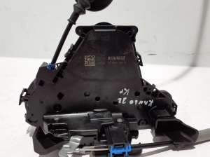 RENAULT Kangoo III (2021–2026) Front door lock 805030385R - 3