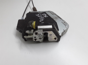 Honda CR-V (2012–2016) Rear side door lock 72650SWAE03 - 2