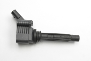 Volkswagen Golf VII (2012–2026) Ignition coil 04C905110H - 6