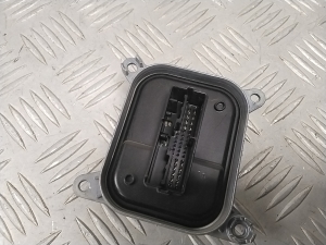 Tesla Model Y Y (2020–2026) Xenon headlight control unit 153292509E - 2
