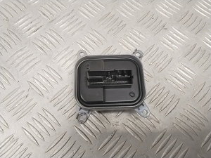 Tesla Model Y Y (2020–2026) Xenon headlight control unit 153292509E - 3