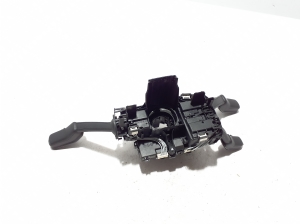 Skoda Karoq (2017–2026) Switch and its parts - 2