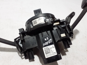 Skoda Karoq (2017–2026) Switch and its parts - 4