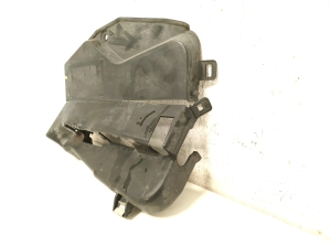 RENAULT Kadjar (2015–2026) Timing belt cover 135630596R - 3