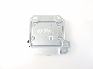 Mercedes Benz B-Class 242 (2013–2019) Airbag module A2429000901 - 2