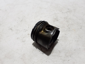 VOLVO XC70 (2007–2016) Piston et ses composants 30750674 - 2