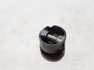 VOLVO XC70 (2007–2016) Piston et ses composants 30750674 - 3