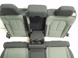 VOLVO XC40 (2017–2026) Rear seat and its components - 2