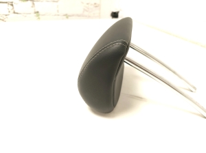 Kia Sportage (2010–2016) Rear seat headrest - 6