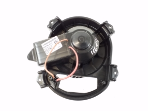 Mercedes Benz B-Class 242 (2013–2019) Salongi puhuri mootor A2469062501 - 4