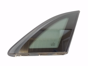 Aizmugurējā spārna sānu stikls - A2466700800