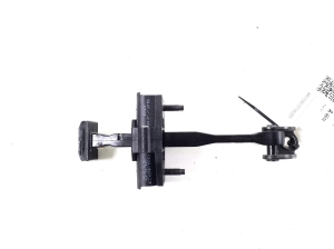 VOLVO XC40 (2017–2026) Rear side door opening limiter 31457263 - 2