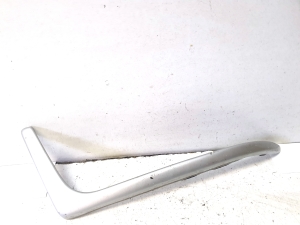 Molding under the headlight - 