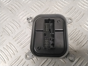 Tesla Model 3 3 (2016–2024) Xenon headlight control unit 153292502E - 4
