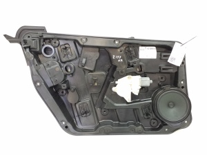 Mercedes Benz A-Class 176 (2012–2018) Priekšējo durvju logu pacēlājs un tā daļas A1767206500 - 2