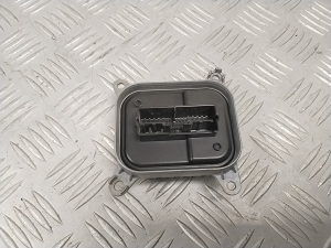 Tesla Model 3 3 (2016–2024) Xenon headlight control unit 153292502E - 2