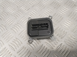 Tesla Model Y Y (2020–2026) Xenon headlight control unit 153292509E - 2