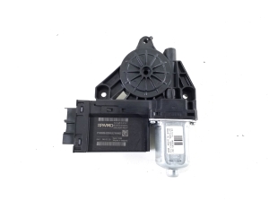 VOLVO XC40 (2017–2026) Rear side door window regulator motor 32283267 - 3