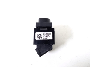 VOLVO XC40 (2017–2026) Door lock/unlock switch 31456156 - 3