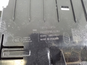 VOLVO XC40 (2017–2026) Glove box 31442718 - 2