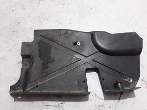 RENAULT Trafic II (2001–2014) Eesmine põhjakaitse 8200197776 - 3