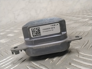 Tesla Model Y Y (2020–2026) Xenon headlight control unit 153292509E - 3