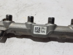 Skoda Karoq (2017–2026) Common Rail Kraftstoffleitung 05L130089 - 4