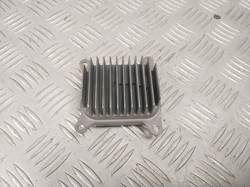 Tesla Model Y Y (2020–2026) Xenon headlight control unit 153292509E Tesla Model Y Y (2020–2026) Xenon headlight control unit 153292509E
