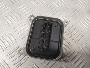 Tesla Model Y Y (2020–2026) Xenon headlight control unit 153292509E - 3