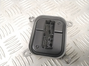 Tesla Model 3 3 (2016–2024) Xenon headlight control unit 153292502E - 4