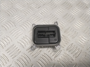 Tesla Model Y Y (2020–2026) Xenon headlight control unit 153292509E - 2