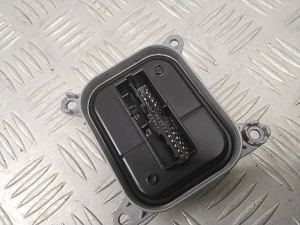 Tesla Model Y Y (2020–2026) Xenon headlight control unit 153292509E - 3