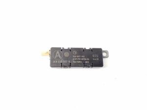 Antenna amplifier - 3C8035552A