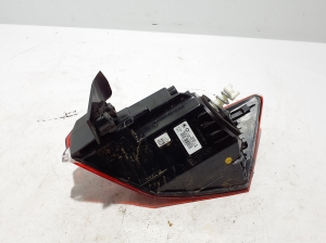 Skoda Karoq (2017–2026) Eckleuchte hinten 57A945207C - 2