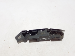 Rear bumper bracket - 57A807394B
