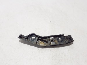 Skoda Karoq (2017–2026) Front bumper bracket 57A807184B - 2