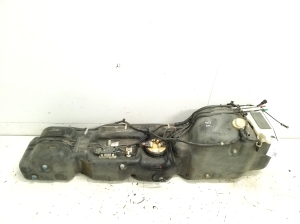   Fuel tank  - 172012857R 