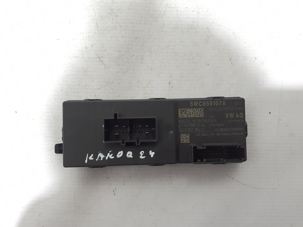 Skoda Karoq (2017–2026) Trunk lid control module 5WC959107A Skoda Karoq (2017–2026) Trunk lid control module 5WC959107A