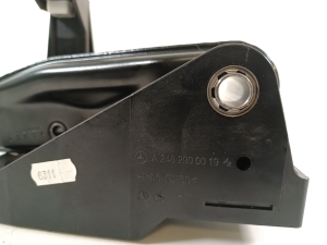 Mercedes Benz A-Class 176 (2012–2018) Piduripedaal A2462900401 - 3