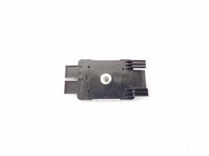 Volkswagen Golf VII (2012–2026) Antennenverstärker 5Q0035570 - 4