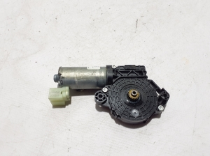 Skoda Karoq (2017–2026) Schiebedachmotor 3G9877795J - 3