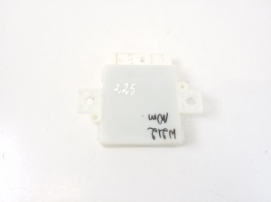 Mercedes Benz E-Class W212 (2009–2015) Parking system control unit A2129003704 - 2
