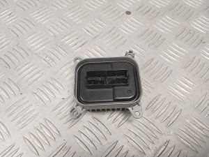 Tesla Model 3 3 (2016–2024) Xenon-Steuergerät 153292502E - 2
