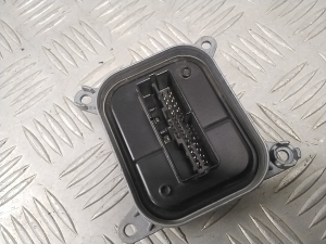 Tesla Model Y Y (2020–2026) Xenon headlight control unit 153292509E - 2