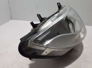 Mercedes Benz Sprinter W 907 (2018–2026) Esituli A9109060100 - 5