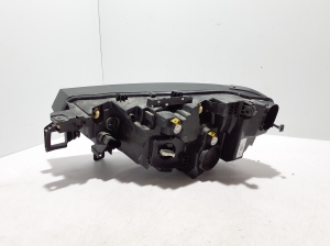 Volkswagen ID.4 I (2020–2026) Headlight 11B941006A - 8