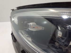 Mercedes Benz C-Class 206 (2021–2026) Esituli A2069062903 - 3