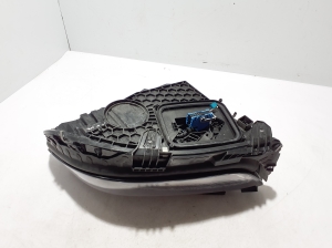 Mercedes Benz C-Class 206 (2021–2026) Esituli A2069062903 - 6