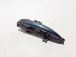 Hyundai Tucson (2015–2026) Front door external opening handle and its details - 3