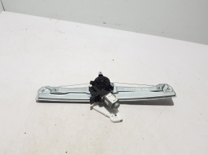 Fensterheber an der Vordertür - 82404N7000